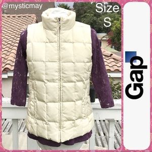 Vintage Y2K GAP Ivory Quilted Down Puffer Ski Vest Sleeveless Zip Jacket Size S